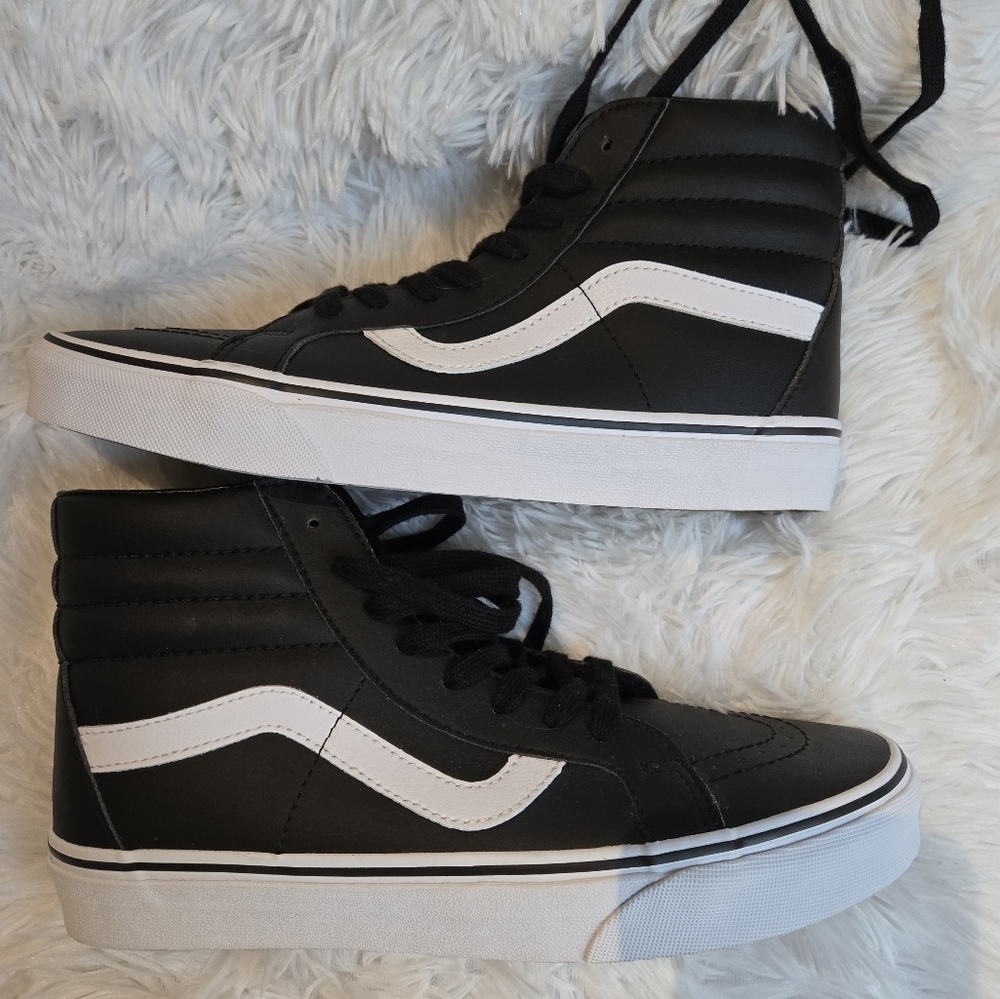 Vans SK8-Hi Reissue Black and White High-Top Sneakers